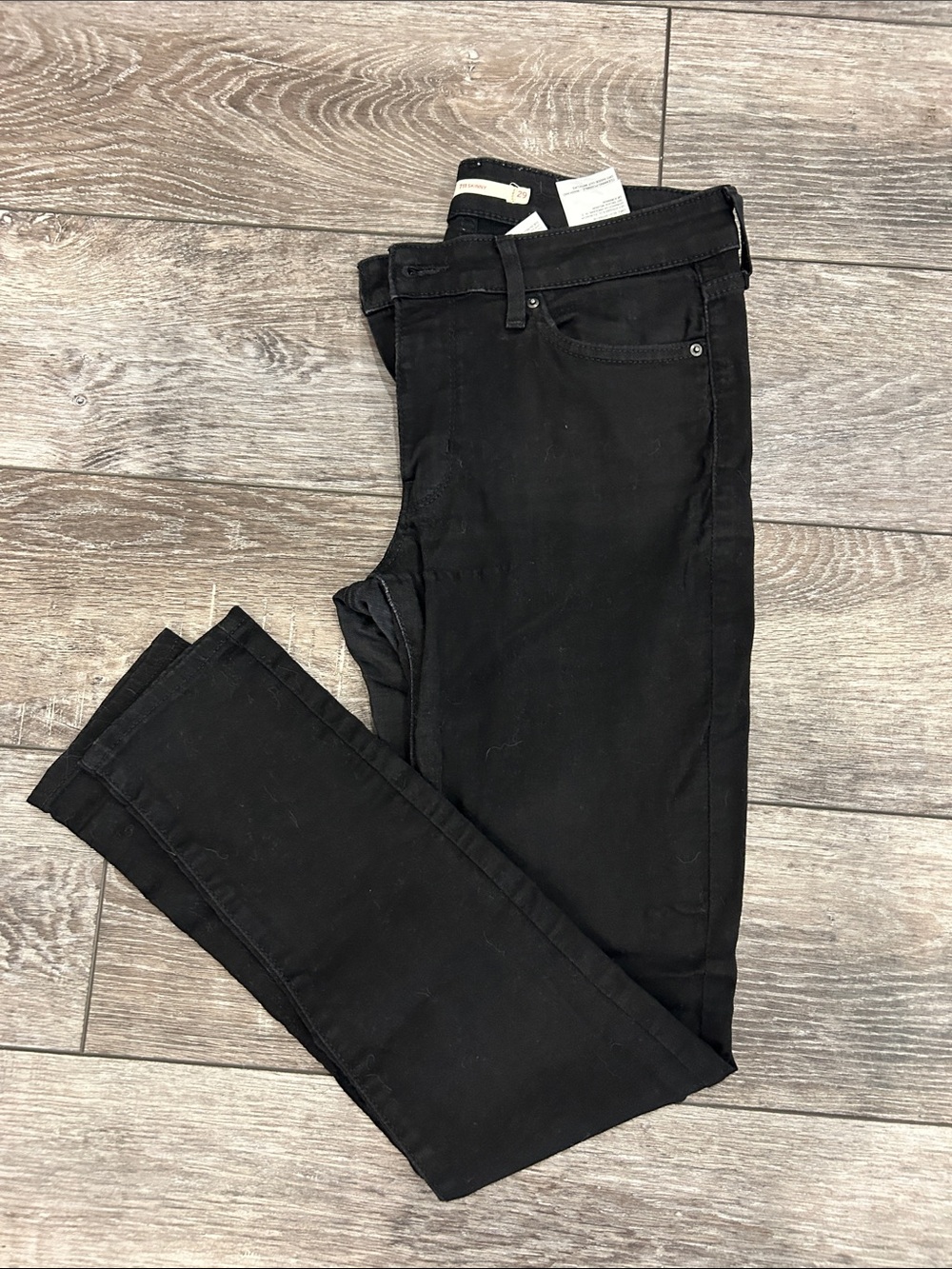 Levi's Women's Skinny Jeans — Black